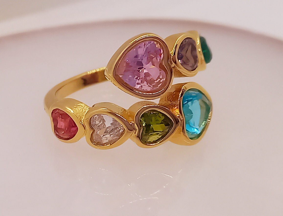 Anillo Queen Corazones Multi